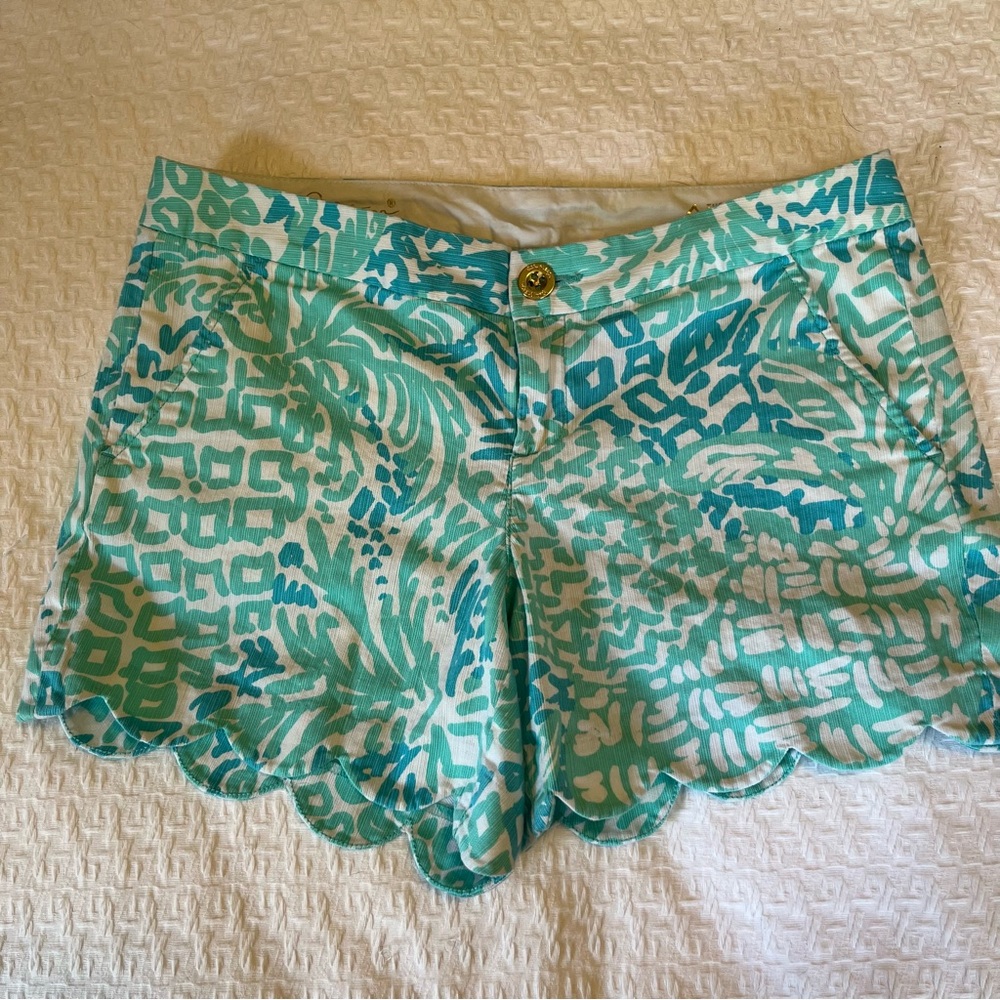 Lilly Pulitzer Aqua and Teal Patterned Women Shorts